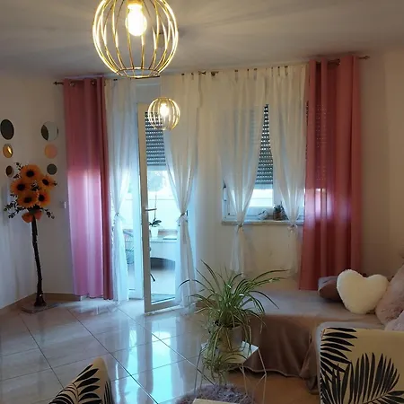 Zana Apartment Liznjan