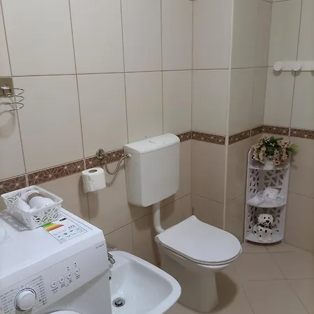 Zana Apartment